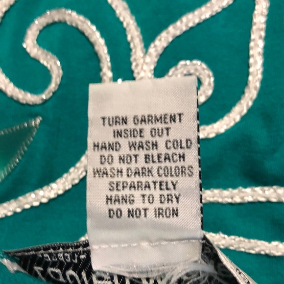 3/ $15 Lauren Michelle floral embellished peasant - Picture 6 of 6